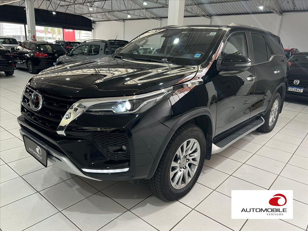 TOYOTA HILUX SW4 - 2