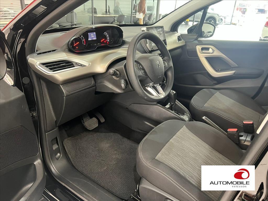 PEUGEOT 2008 - 10