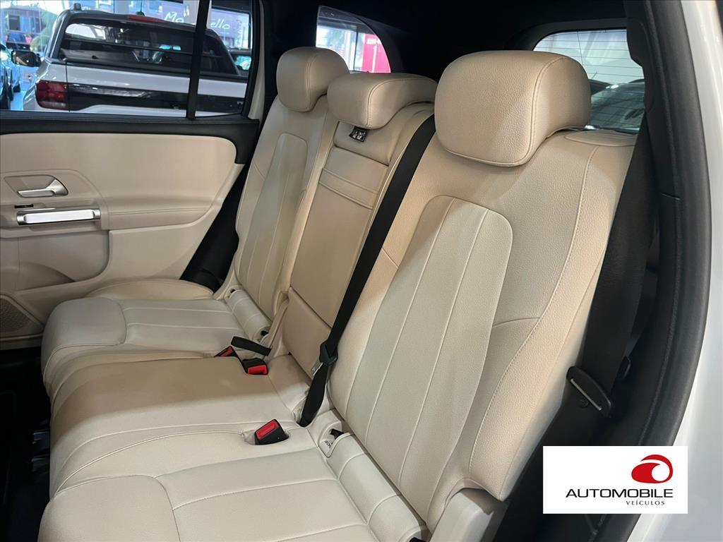 MERCEDES-BENZ GLB 200 - 11
