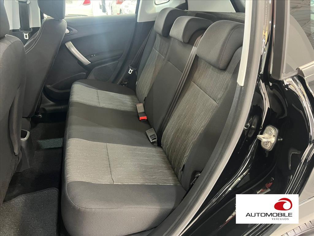 PEUGEOT 2008 - 13