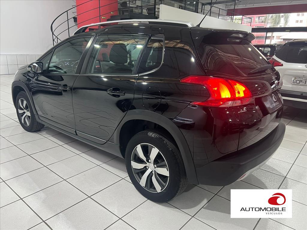 PEUGEOT 2008 - 5