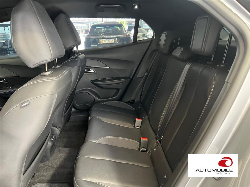 PEUGEOT 2008 - 18