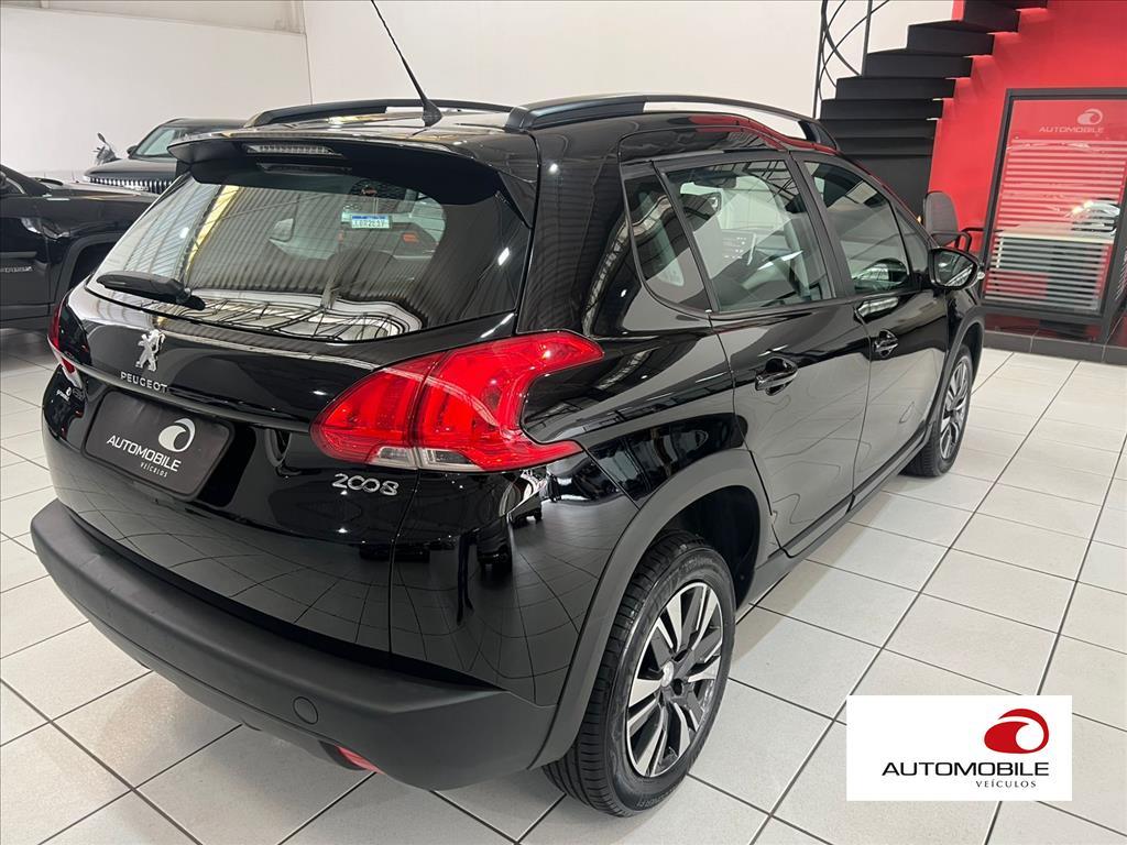 PEUGEOT 2008 - 6