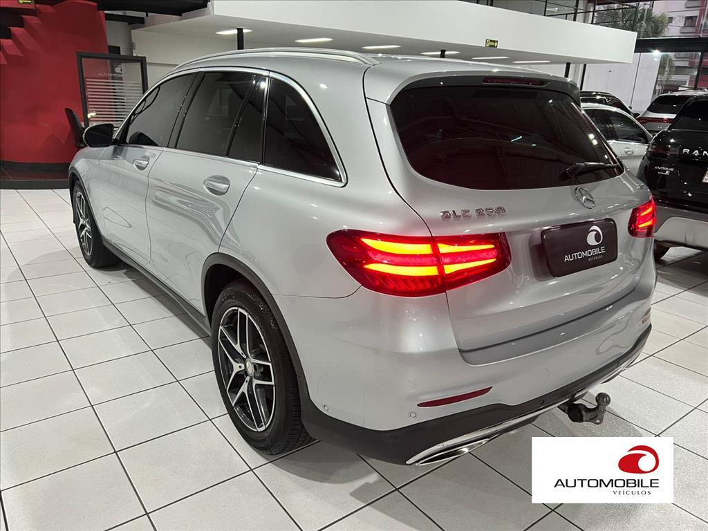 MERCEDES-BENZ GLC 250 - 6
