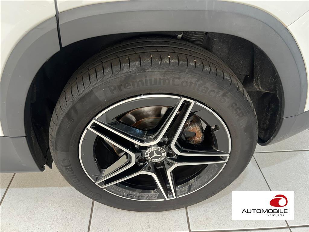 MERCEDES-BENZ GLB 200 - 10