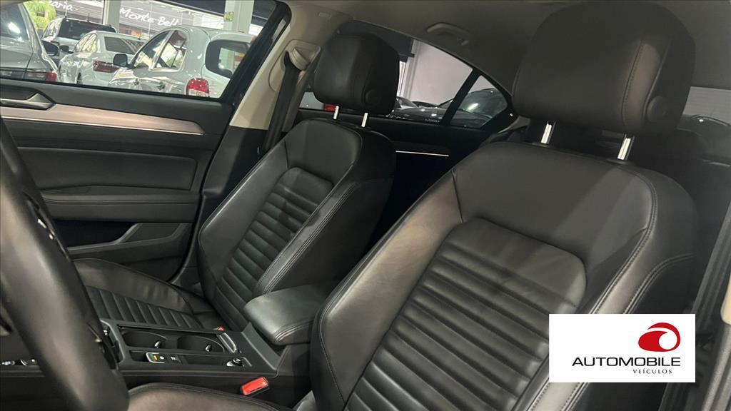 VOLKSWAGEN PASSAT - 13