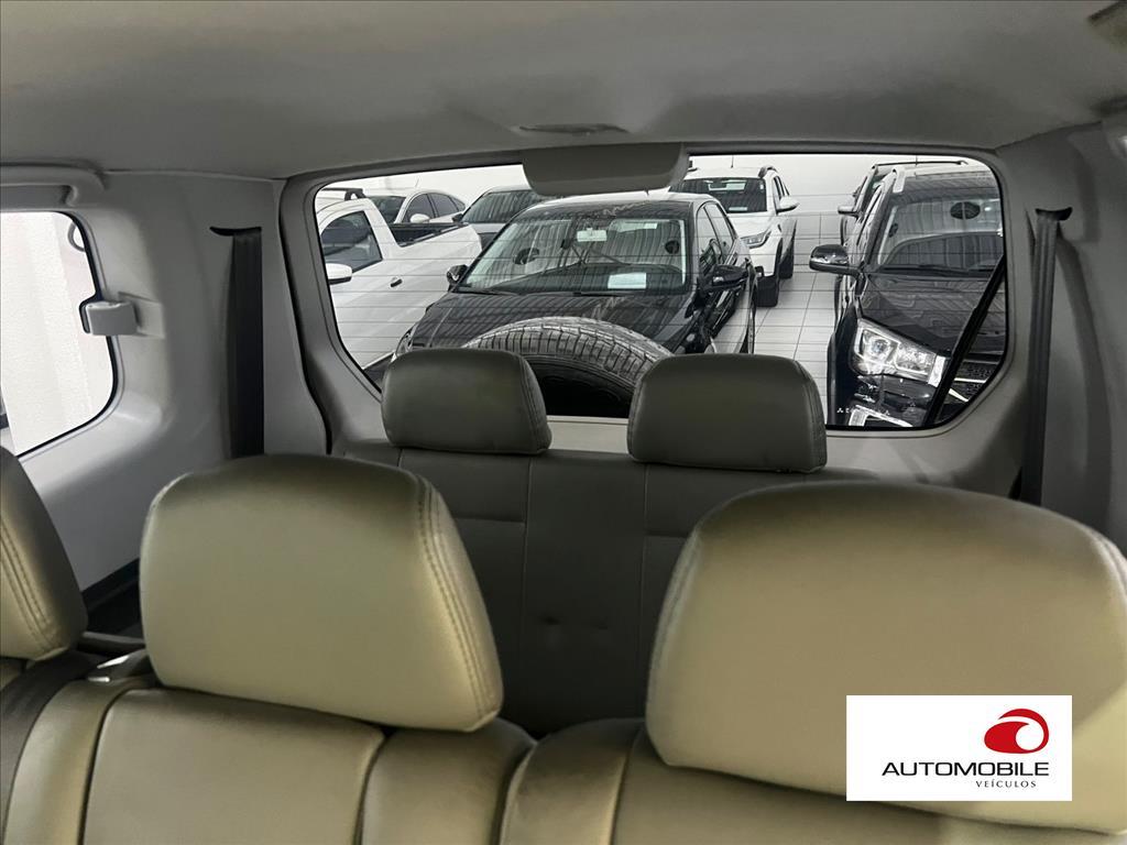 MITSUBISHI PAJERO FULL - 18