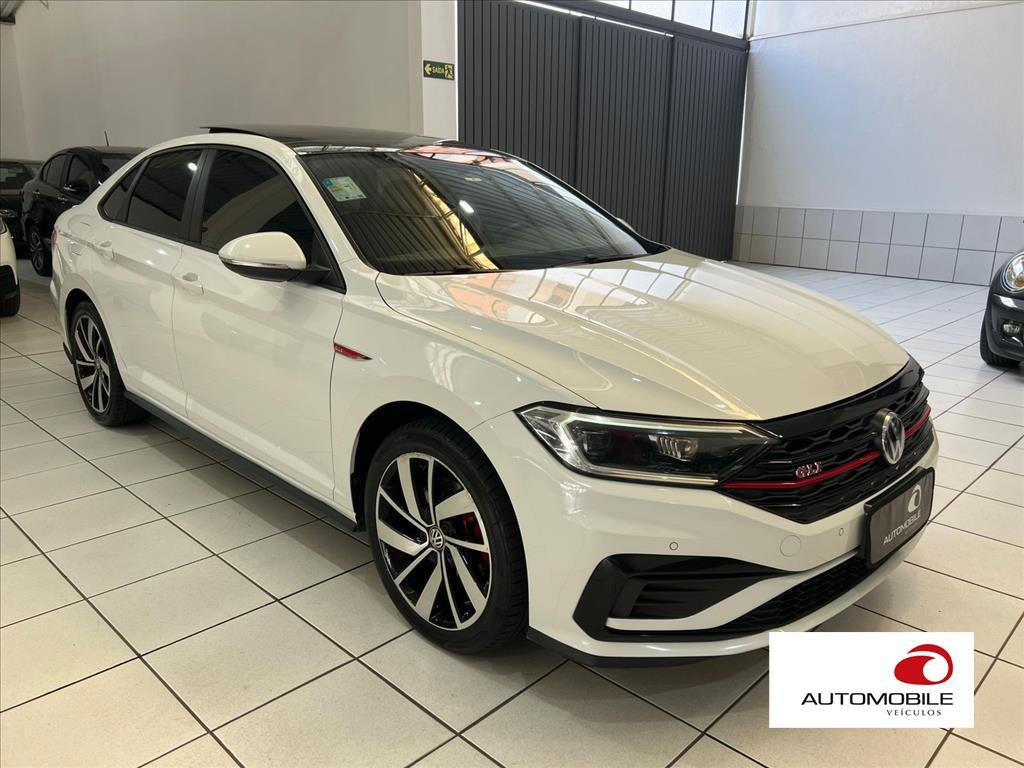 VOLKSWAGEN JETTA - 3