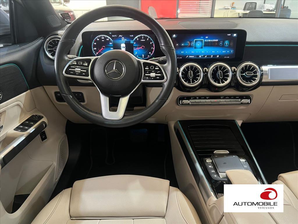 MERCEDES-BENZ GLB 200 - 12