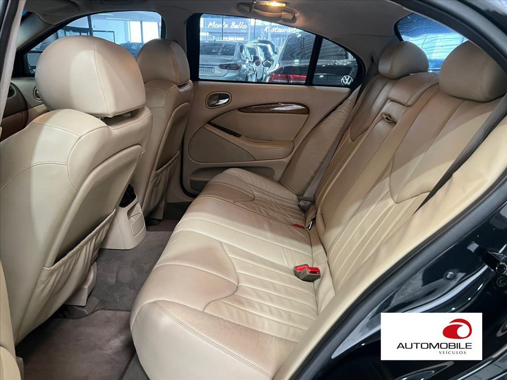 JAGUAR S-TYPE - 12