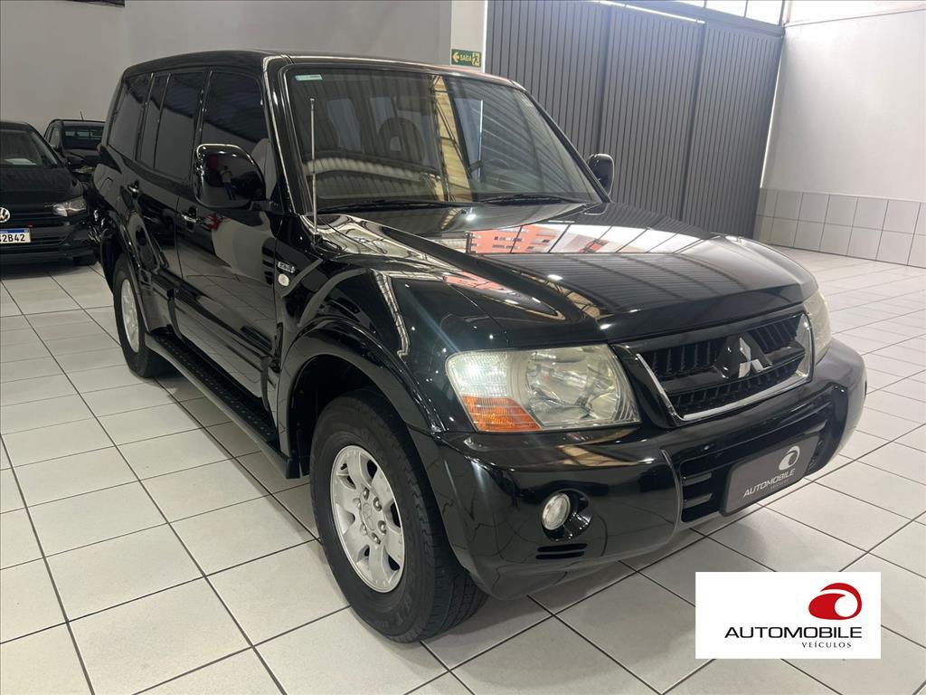 MITSUBISHI PAJERO FULL - 2