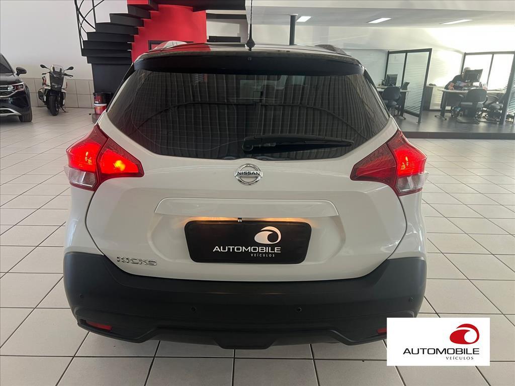 NISSAN KICKS - 4