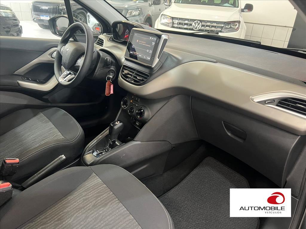 PEUGEOT 2008 - 8