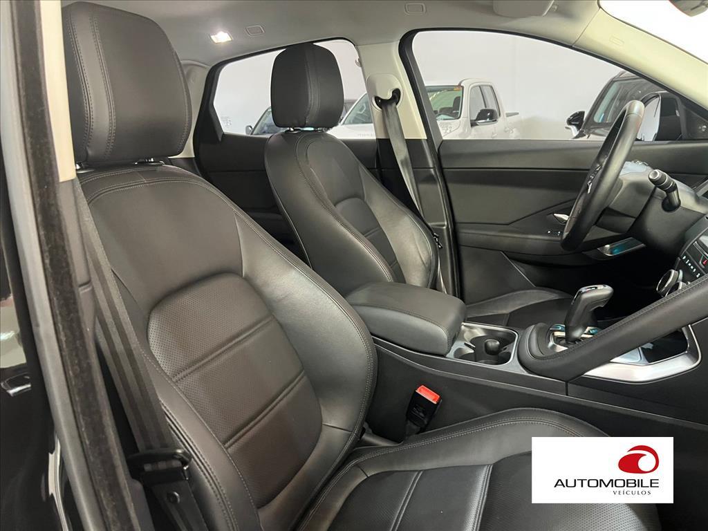 JAGUAR E-PACE - 15