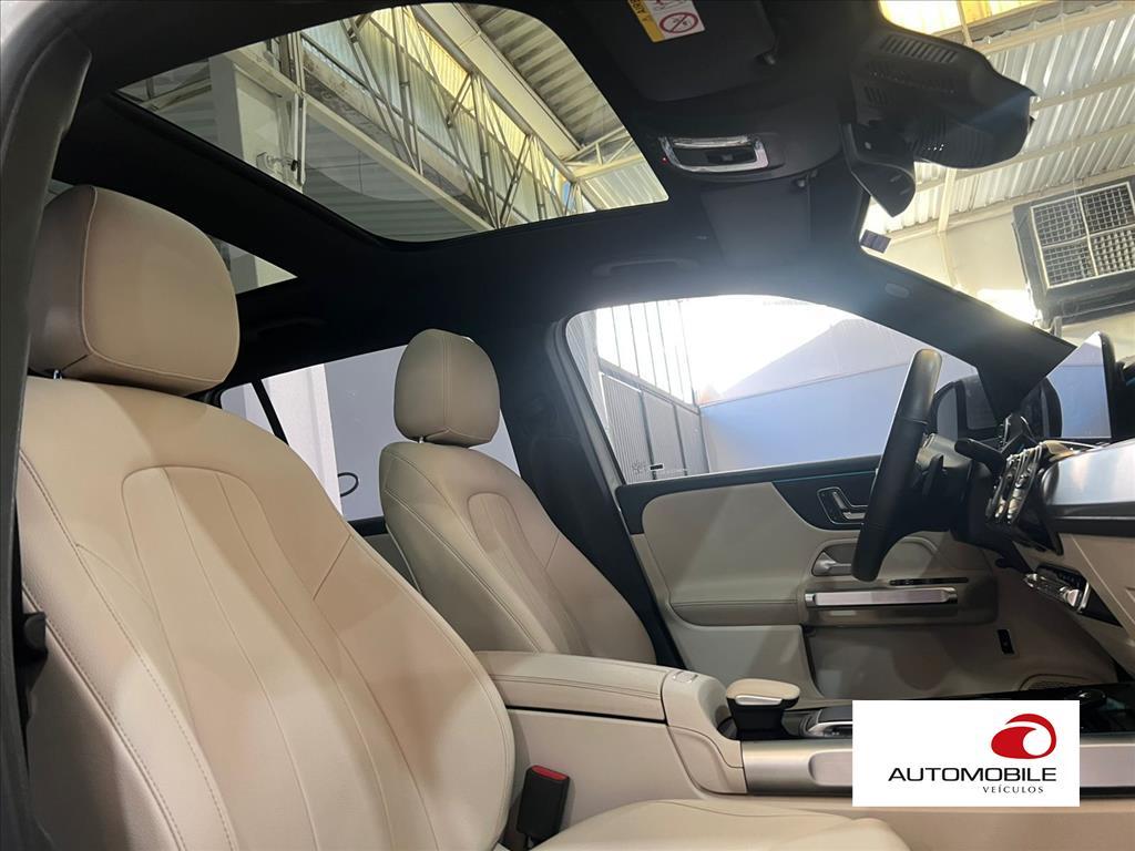 MERCEDES-BENZ GLB 200 - 19