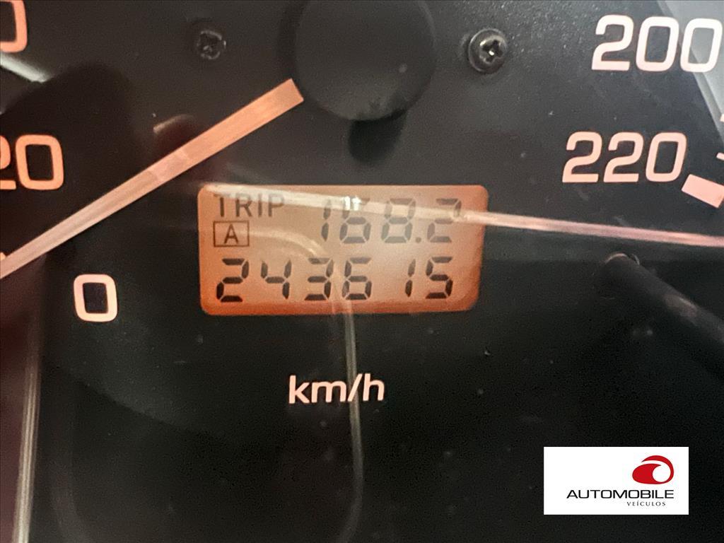 MITSUBISHI PAJERO FULL - 19