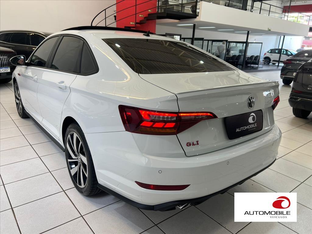 VOLKSWAGEN JETTA - 6
