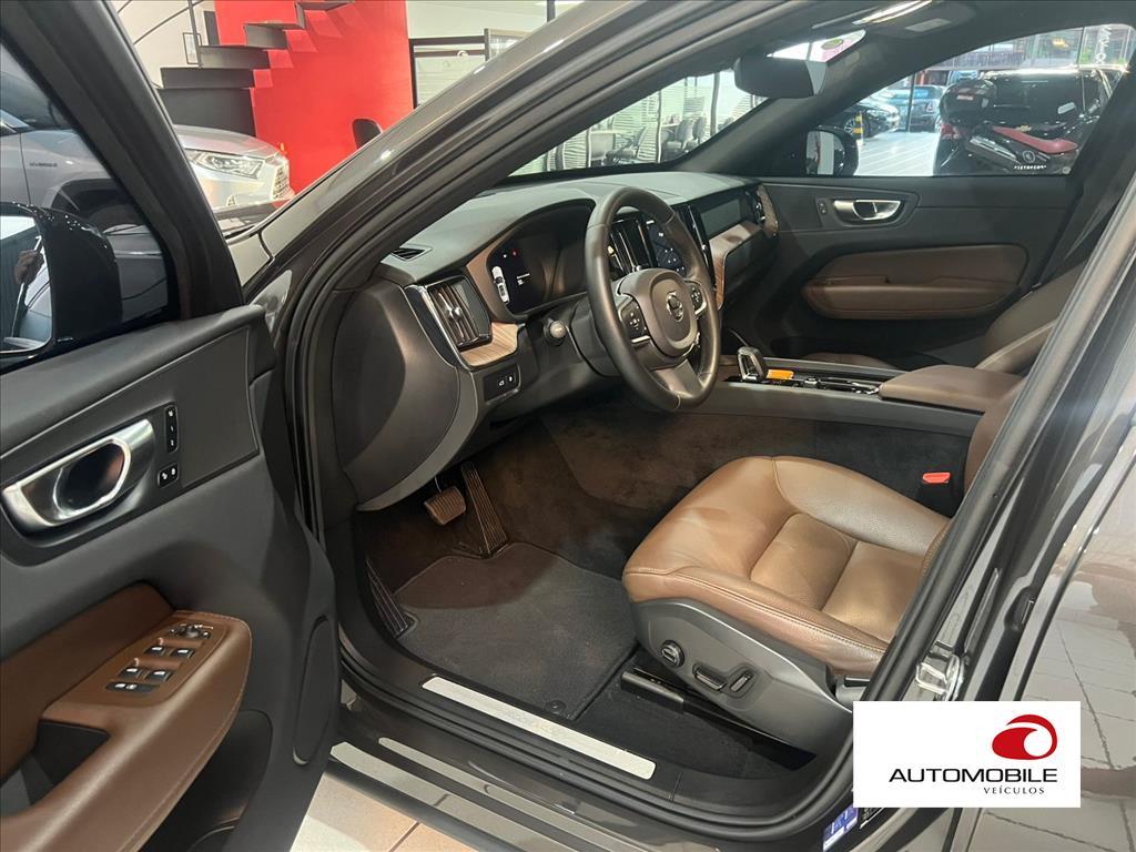VOLVO XC60 - 12