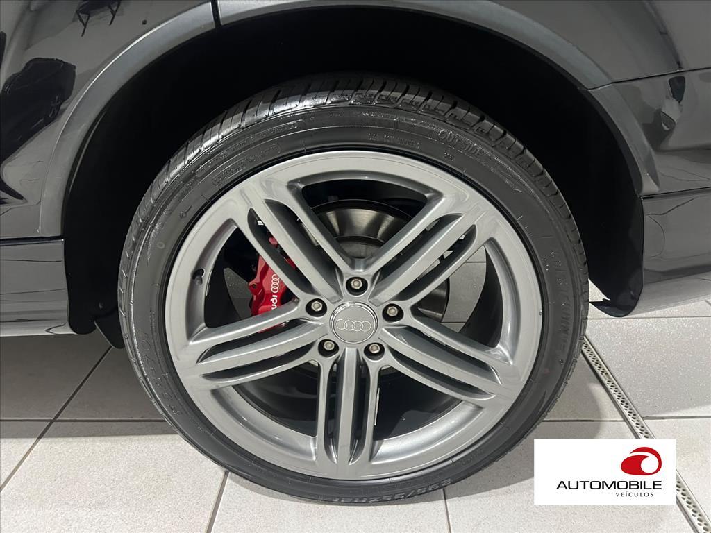 Audi Q7 - 7