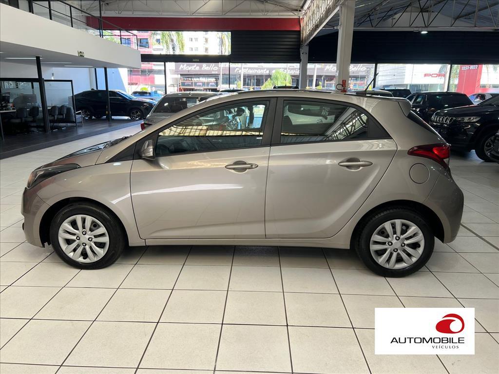 HYUNDAI HB20 - 8