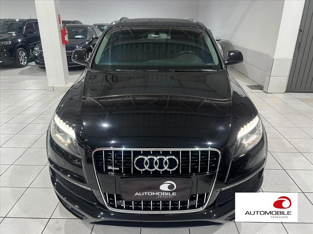 Audi Q7 - 1